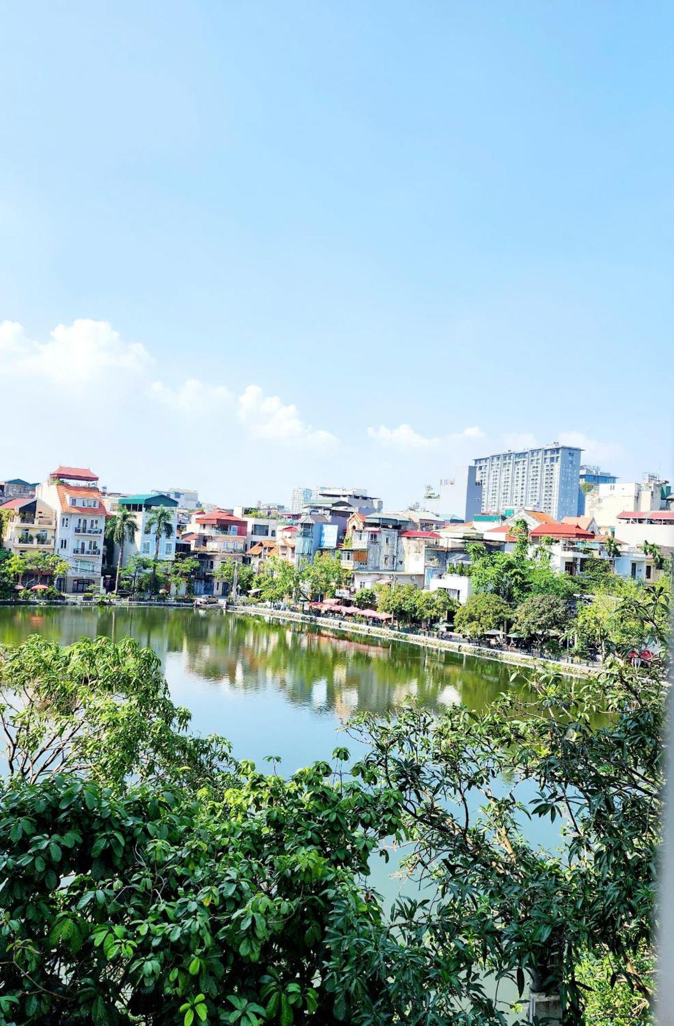 Lakeside House Hanoi Buitenkant foto