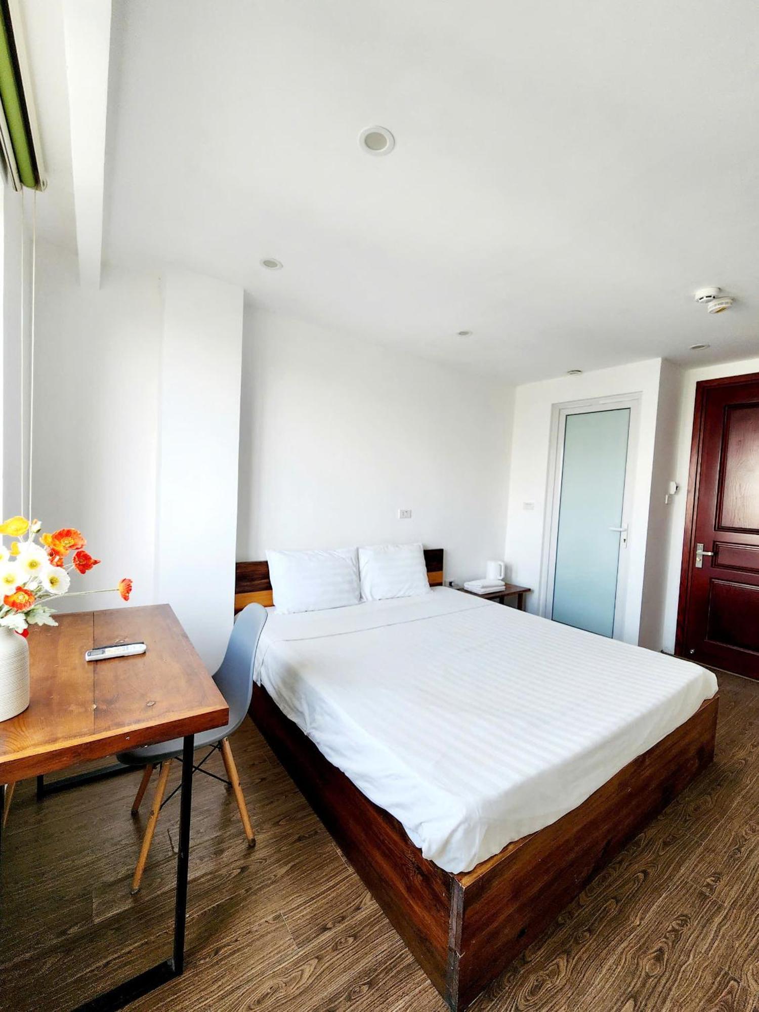 Lakeside House Hanoi Buitenkant foto