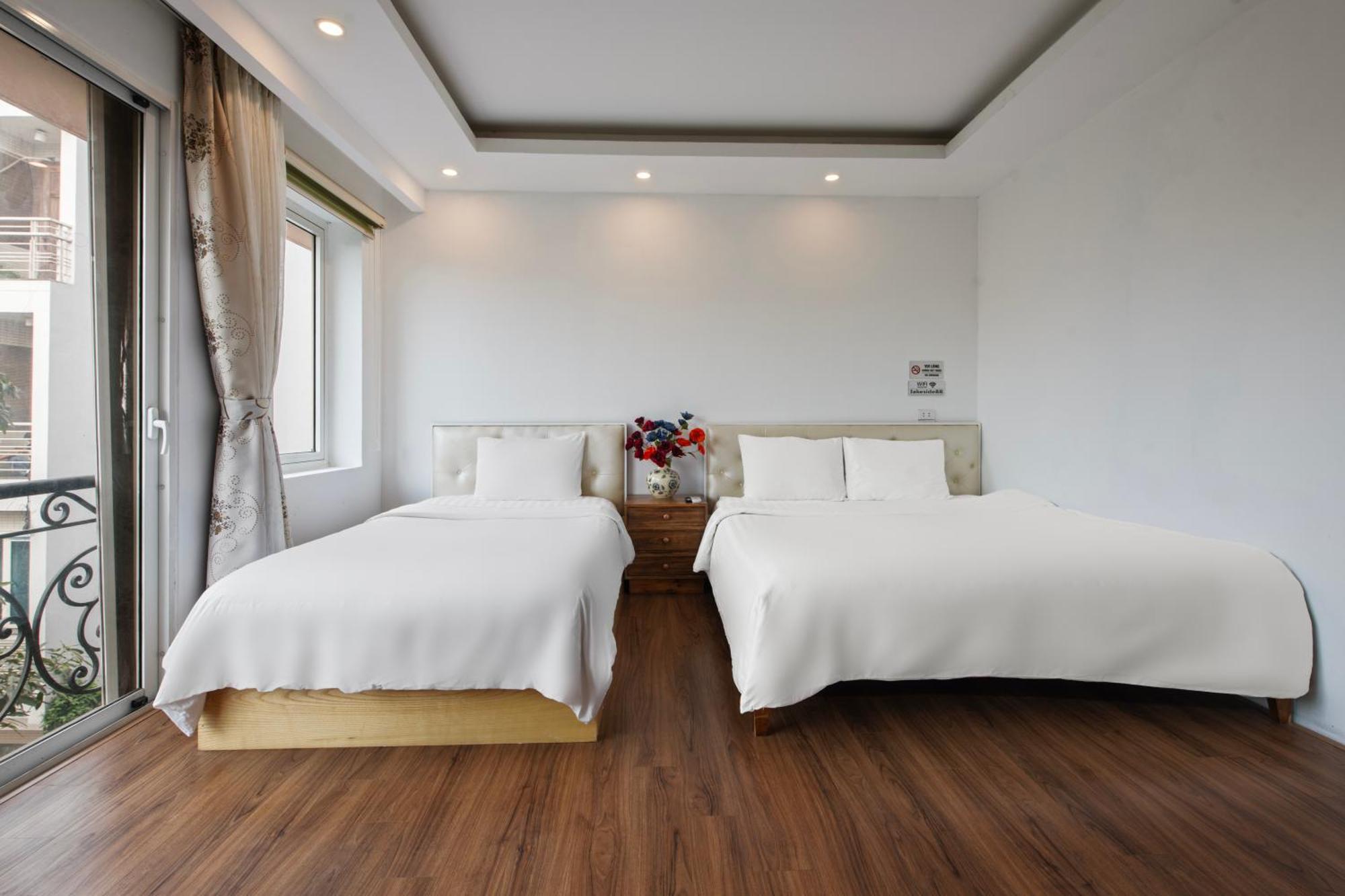 Lakeside House Hanoi Buitenkant foto