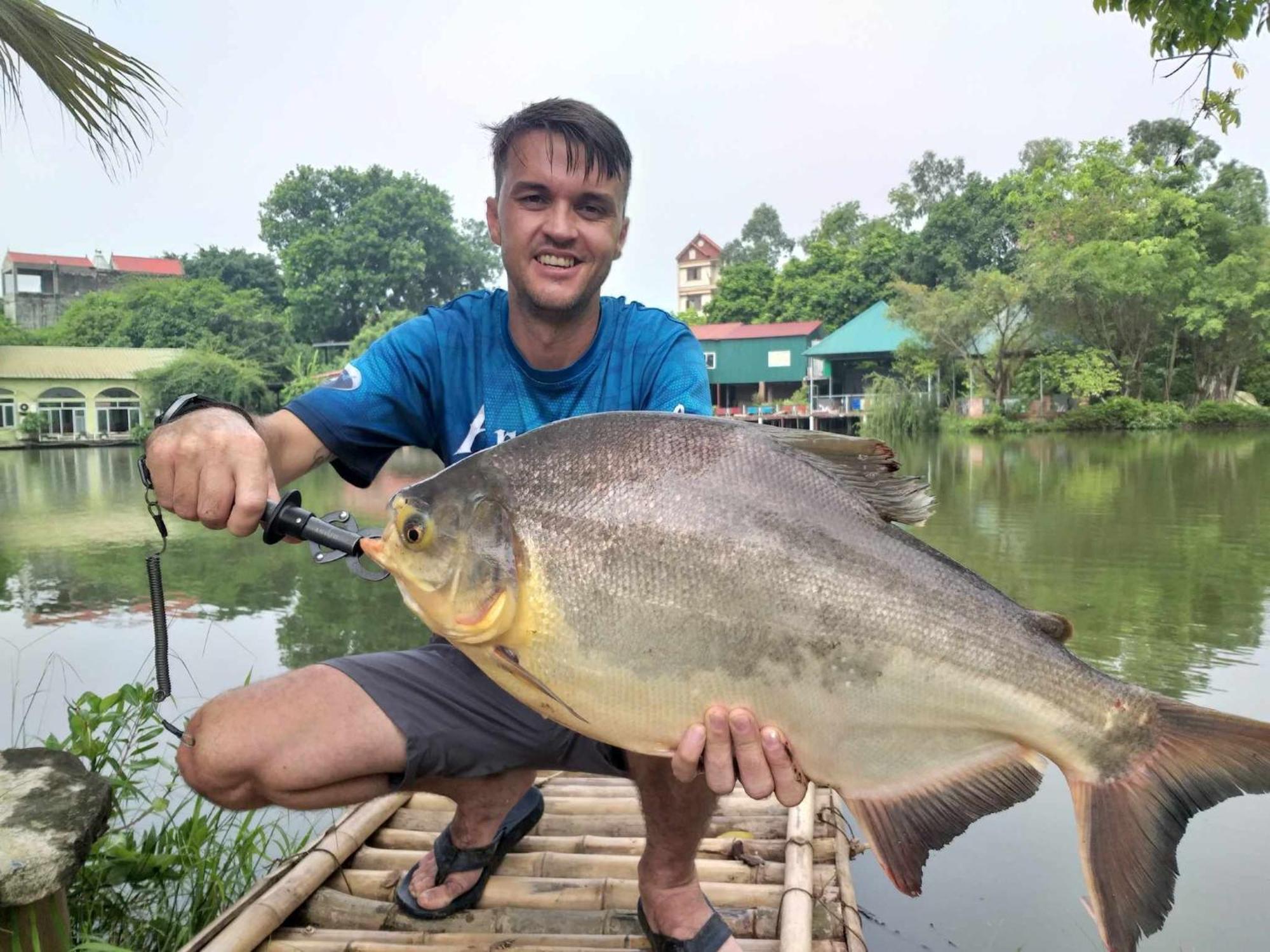 Lakeside House Hanoi Buitenkant foto